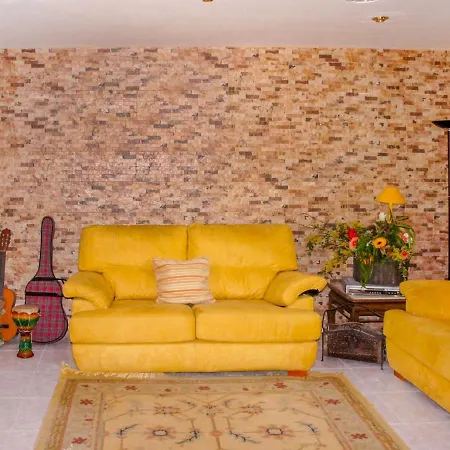 Holiday home Holiday Home Papagayo By Interhome *